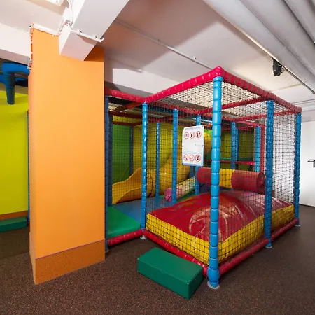Familotel Alphotel Hotel 4*