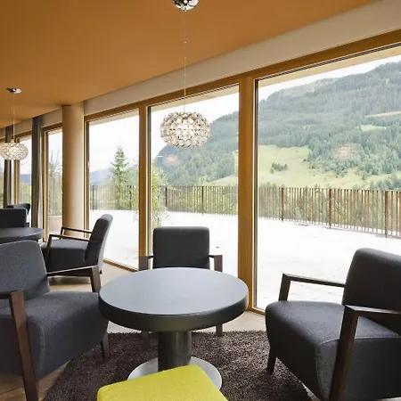 Hotel Familotel Alphotel 4*