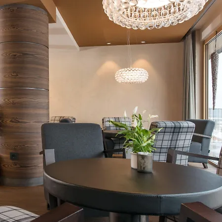 Familotel Alphotel 4* Hirschegg (Vorarlberg)