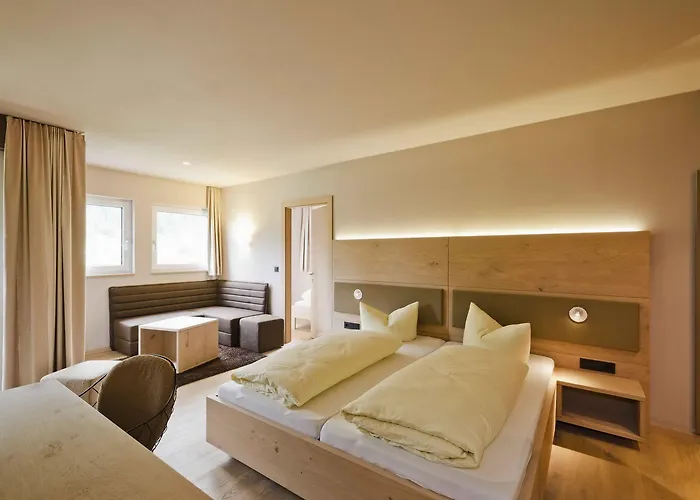 Familotel Alphotel Hotel 4*