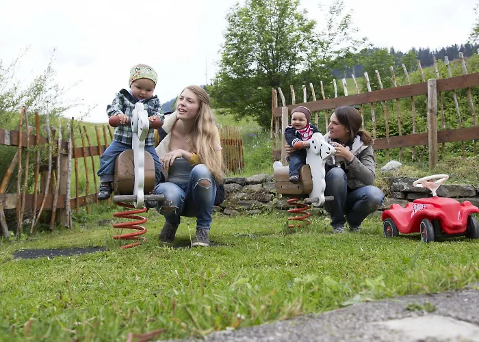 Familotel Alphotel Hotel