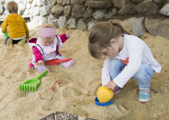 Familotel Alphotel Hotel Hirschegg (Vorarlberg)